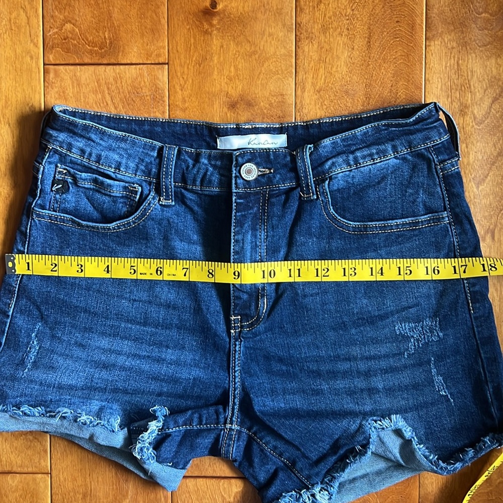 KanCan Dark Wash Frayed Cuff Denim Shorts 11 / 29 Distressed Mid Rise Casual - Picture 12 of 12